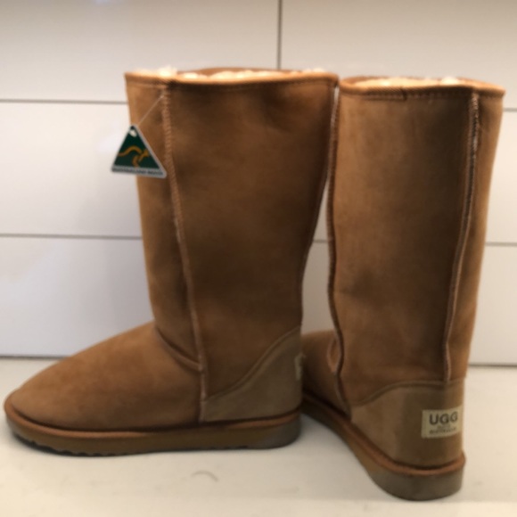 NWT Chestnut Ugg Boots Classic Tall Sheep Skin - Picture 3 of 5